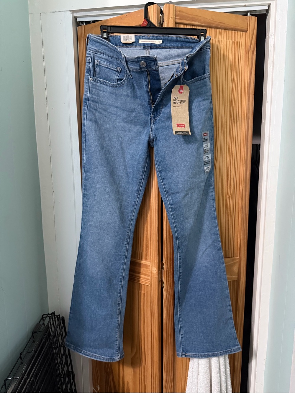 Levi's Women's Light Wash Bootcut Jeans